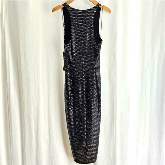 Adrianna Papell Black & Silver Sequin Sleeveless Dress - Picture 4 of 16